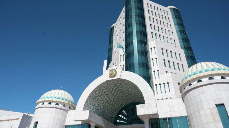 Почти на $6 млрд снизились налоговые поступления в бюджет Казахстана